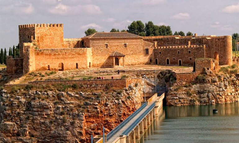 Castillo de Peñarroya
